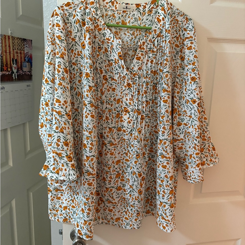 Size 3X Floral Print Women's Top - Orange and White